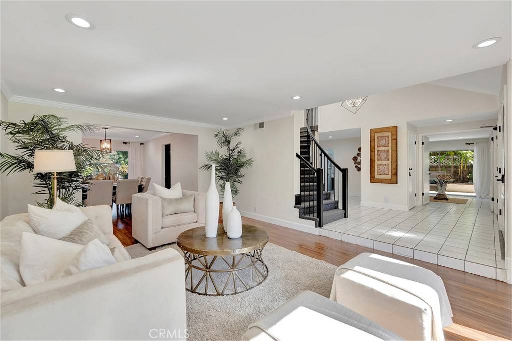 Mission Viejo, CA 92692,24851 Via Santa Cruz