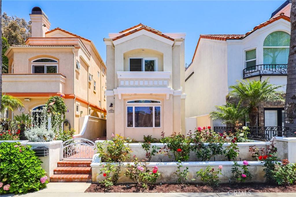 Huntington Beach, CA 92648,326 6th ST