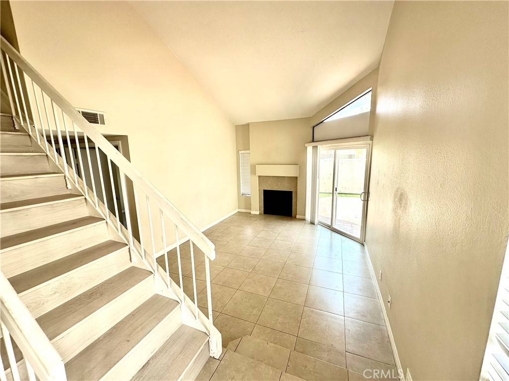 Irvine, CA 92606,339 Deerfield AVE #20