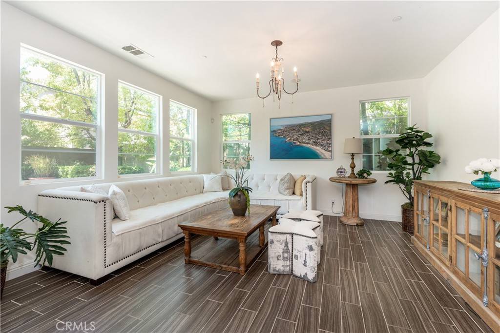 Irvine, CA 92618,181 Compass