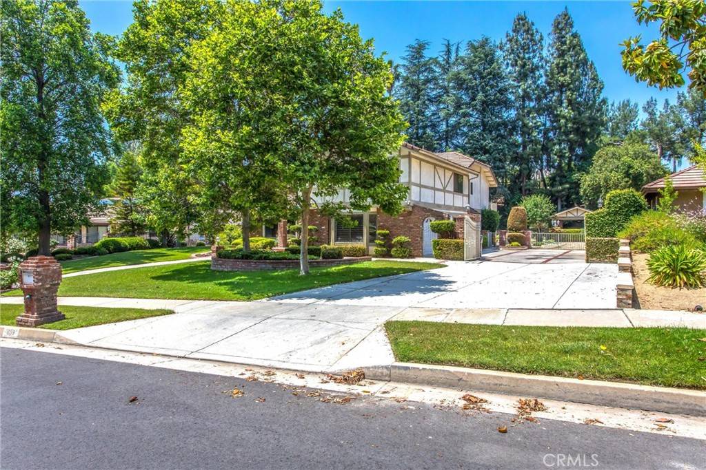 Redlands, CA 92373,639 Valley View DR
