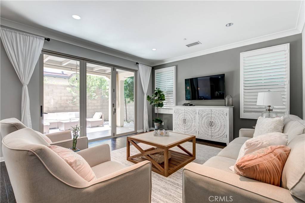 Irvine, CA 92620,72 Cherry Tree