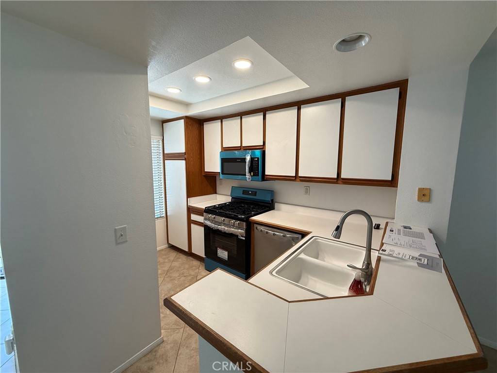Rancho Santa Margarita, CA 92688,57 Rabano