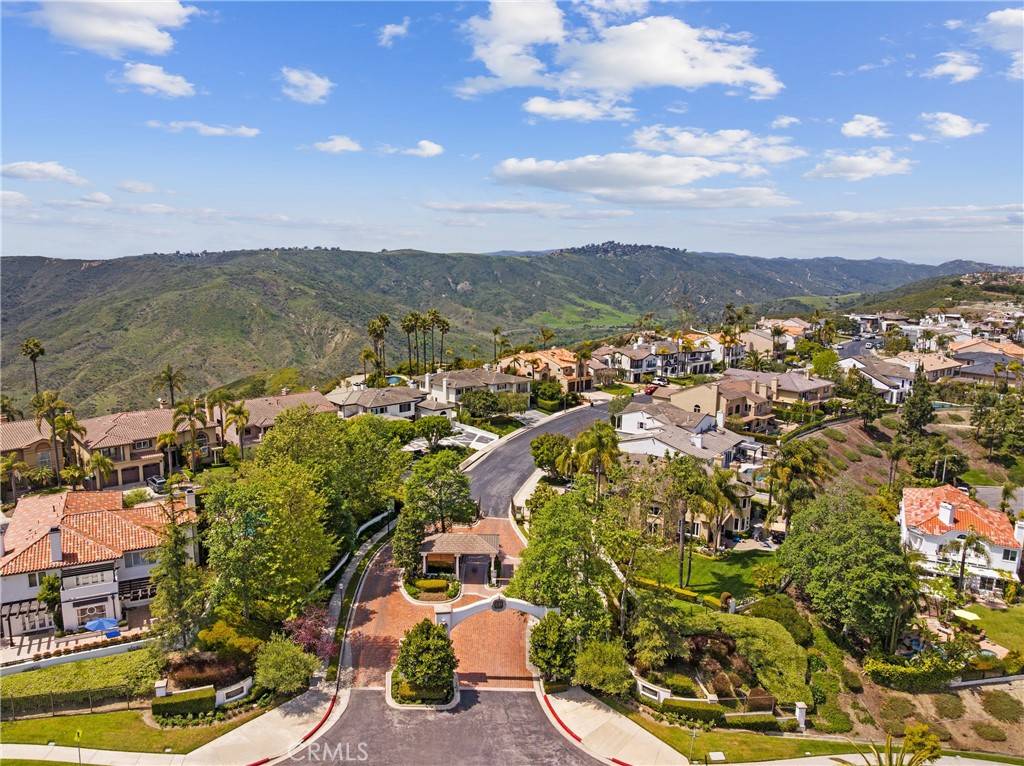 Laguna Niguel, CA 92677,27 Coronado Pointe