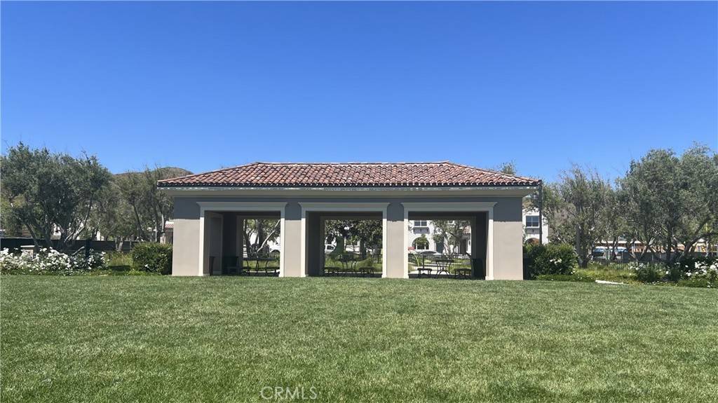Irvine, CA 92618,110 Sunnyside