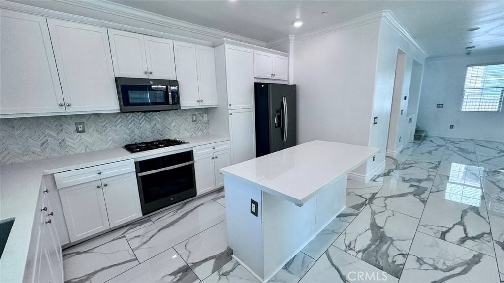 Upland, CA 91786,2227 Rose Garden CT