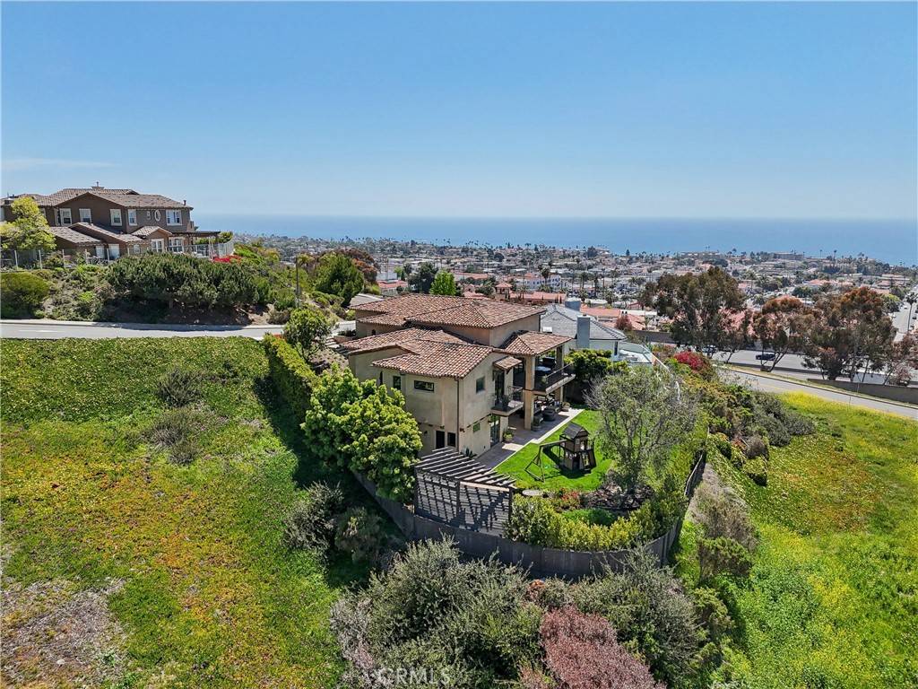 San Clemente, CA 92672,121 Avenida Pizarro