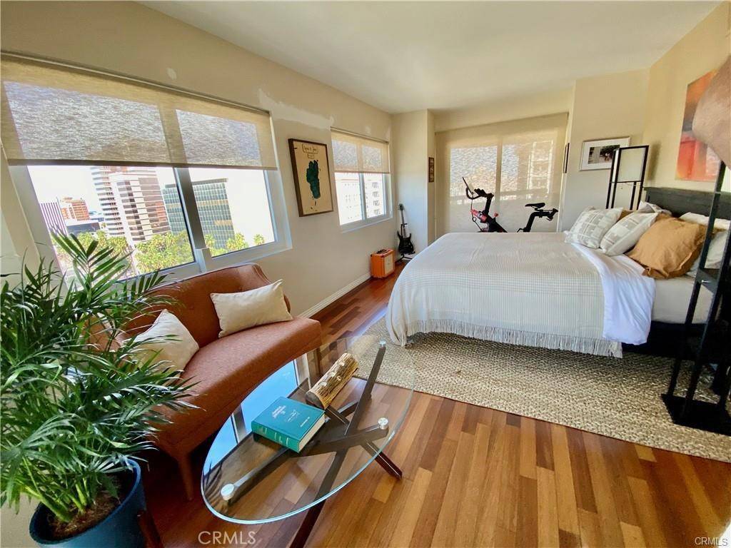 Long Beach, CA 90802,525 E Seaside WAY #1203