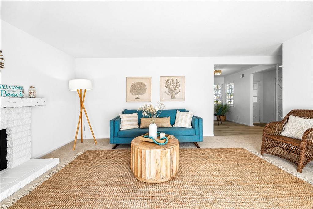 Huntington Beach, CA 92649,16271 Fairway LN