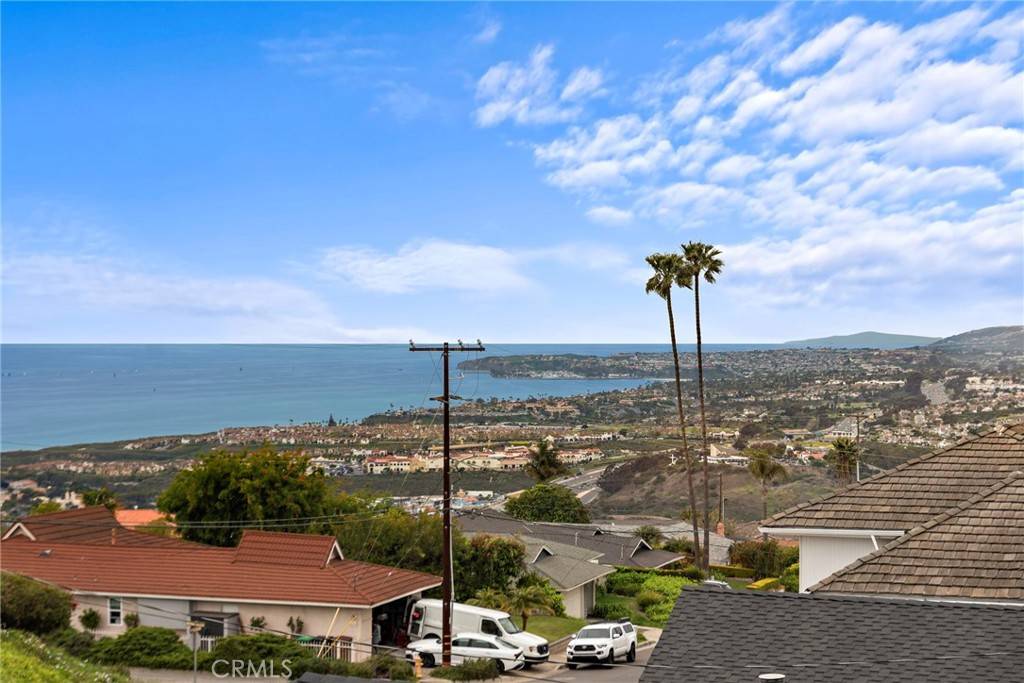 San Clemente, CA 92672,405 Avenida Salvador