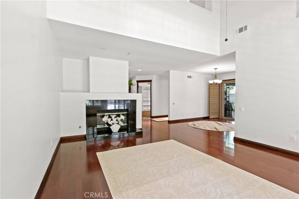 Lake Forest, CA 92679,19095 Woodland WAY