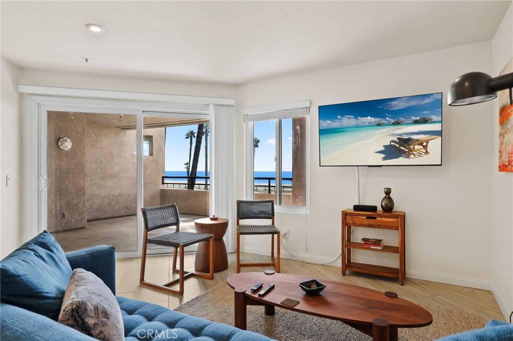 Huntington Beach, CA 92648,1200 Pacific Coast Highway #217