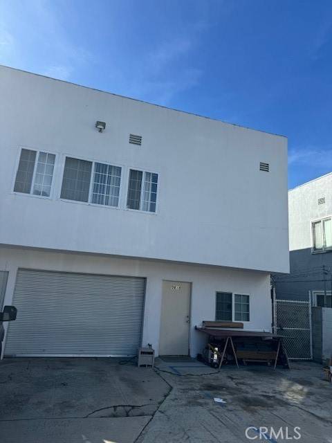 Los Angeles, CA 90019,5618 Venice BLVD