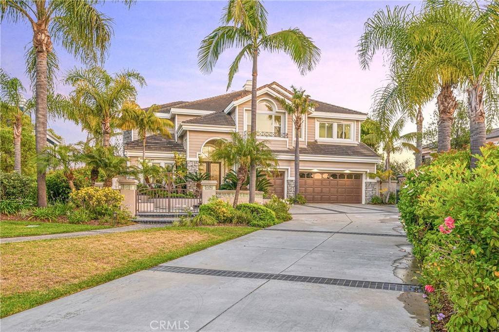 Huntington Beach, CA 92648,6692 Alamitos CIR