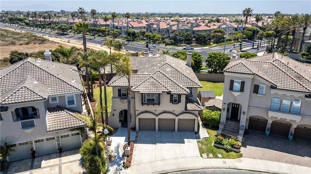 Huntington Beach, CA 92648,5712 Ocean Vista DR