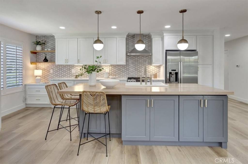 Mission Viejo, CA 92692,27865 Espinoza