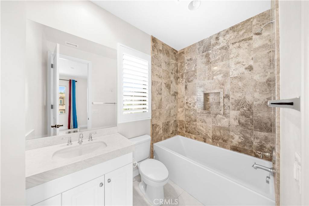 Irvine, CA 92602,49 Shadybend