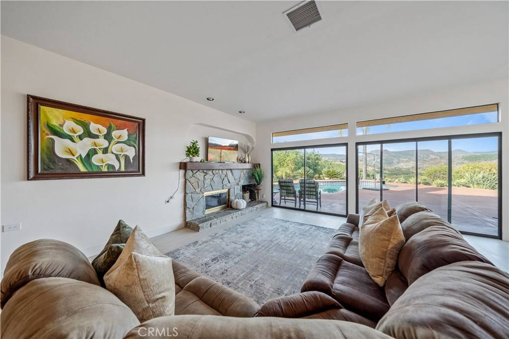 Temecula, CA 92590,23192 De Anza RD