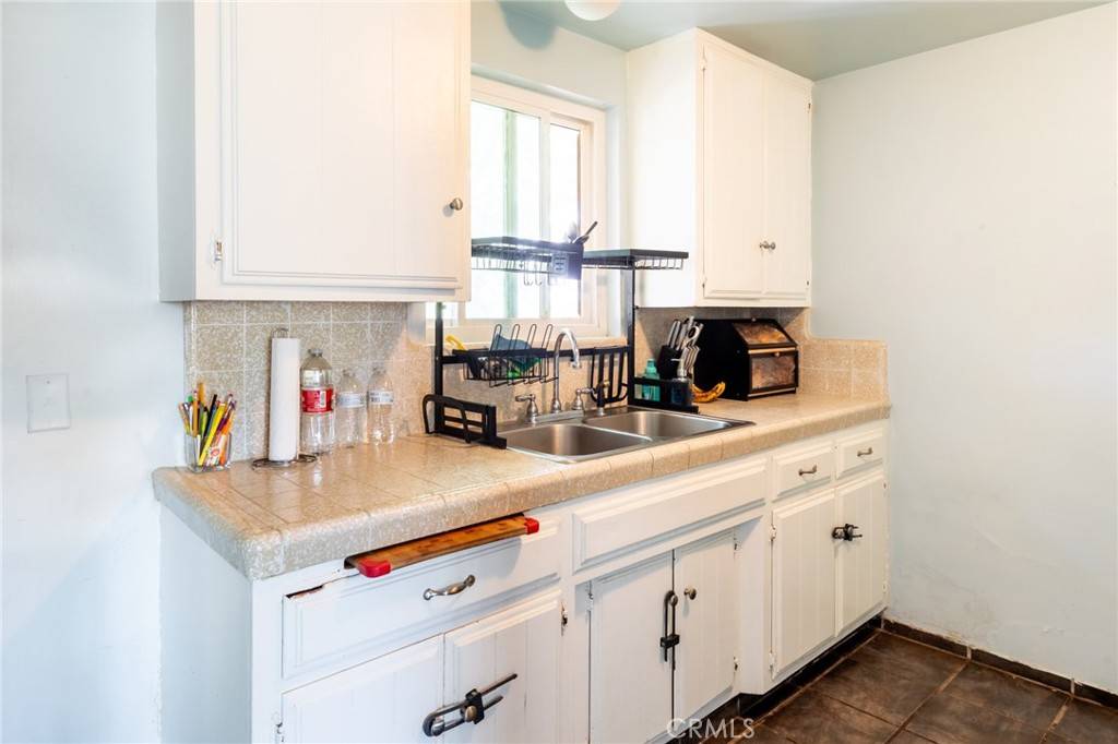 56034 Navajo TRL Yucca Valley, CA 92284
