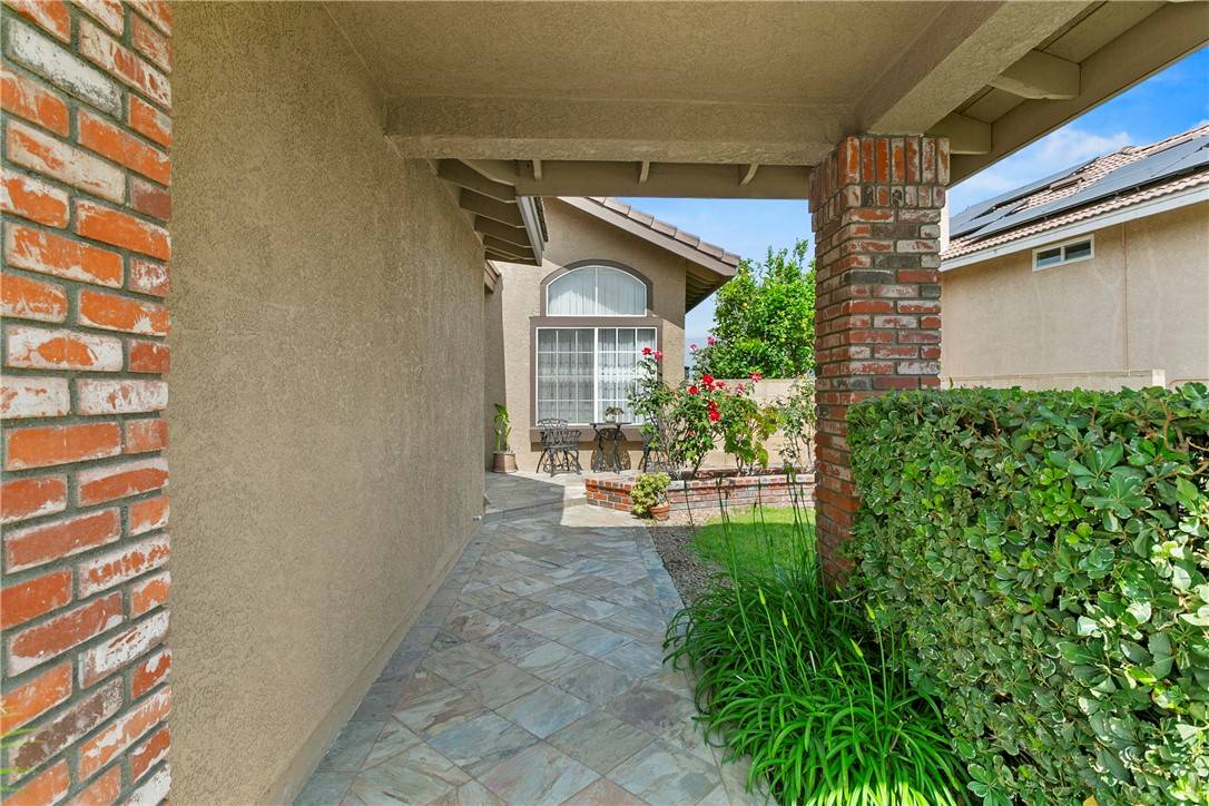 Corona, CA 92882,902 Highland View DR