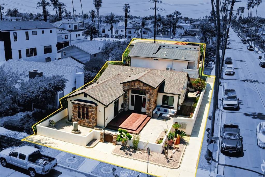 Huntington Beach, CA 92648,627 7th ST