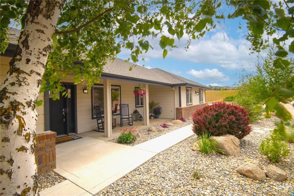Tehachapi, CA 93561,26700 Skyline DR