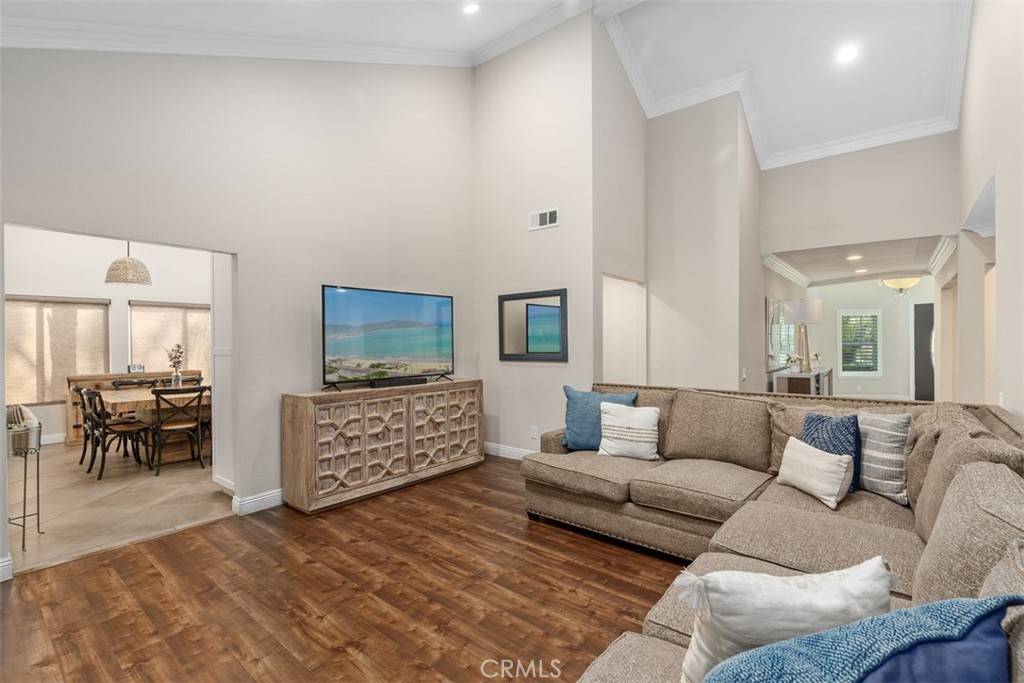 Yorba Linda, CA 92887,5590 Calle Vista Linda