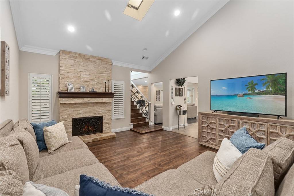 Yorba Linda, CA 92887,5590 Calle Vista Linda
