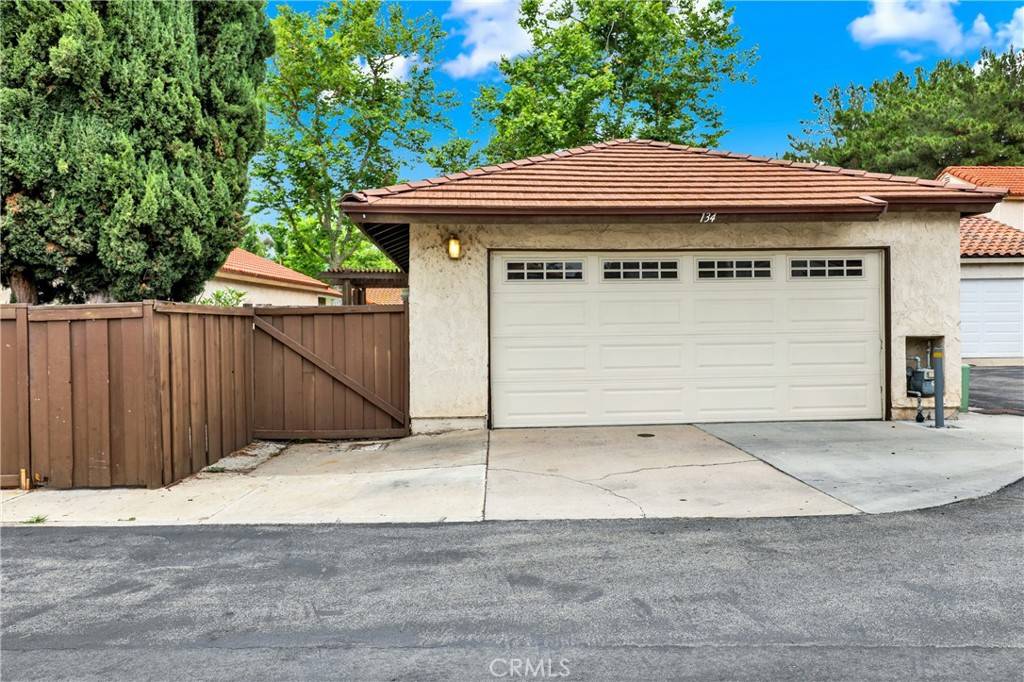 Irvine, CA 92618,134 Orchard