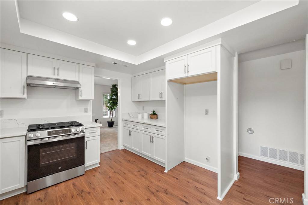 Fountain Valley, CA 92708,8604 Bluebird AVE