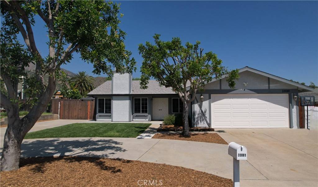 Lake Elsinore, CA 92530,33081 Tempe ST