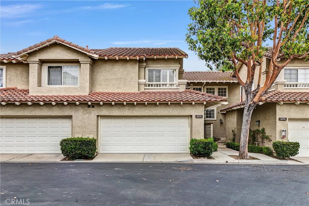 Tustin, CA 92782,2572 Calle Barcelona