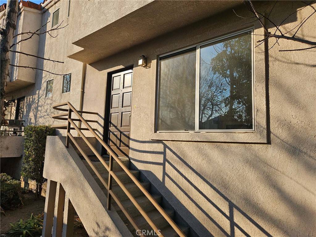 Lakewood, CA 90715,21409 Bloomfield AVE #C