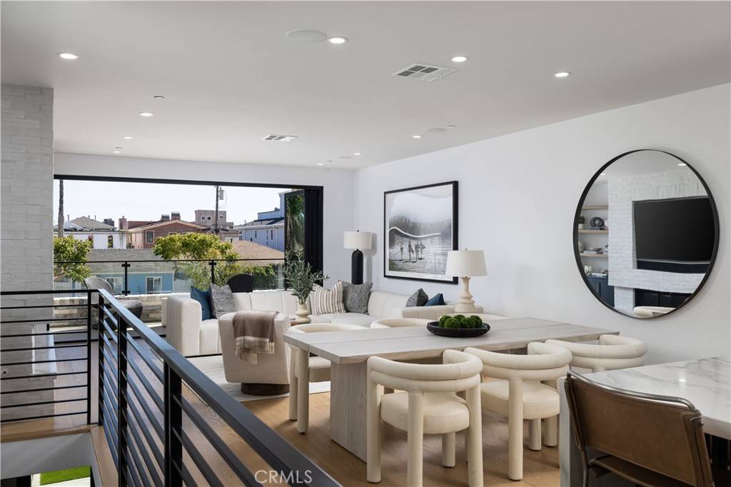 Seal Beach, CA 90740,1313 Ocean AVE