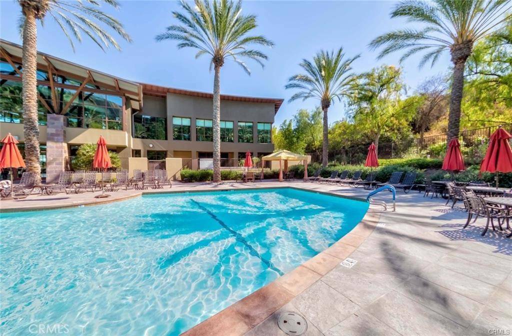 Corona, CA 92883,23795 Los Pinos CT