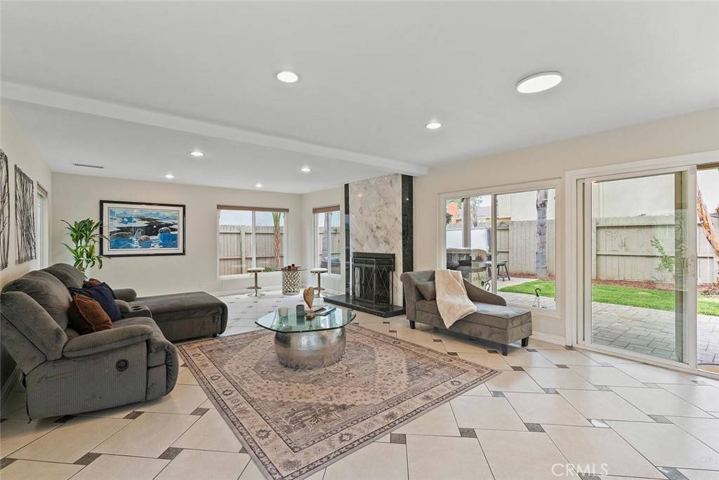 Lake Forest, CA 92630,22702 Islamare LN