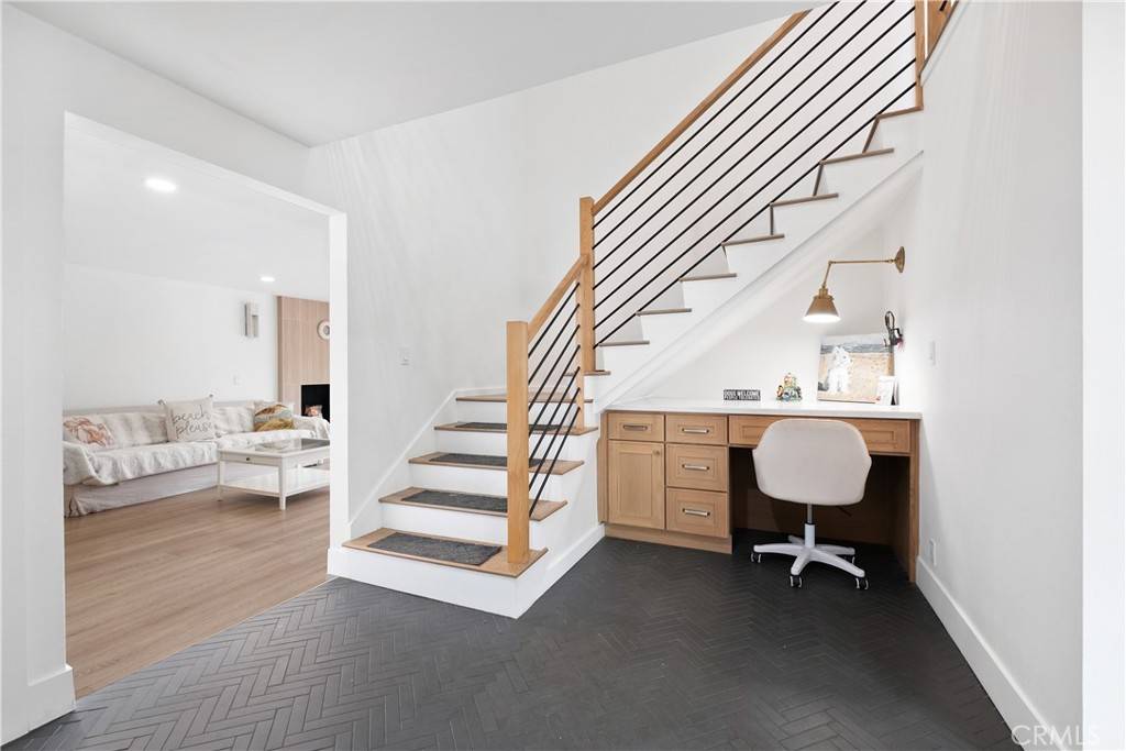 Seal Beach, CA 90740,3550 Goldenrod CIR