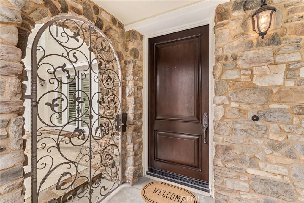 Ladera Ranch, CA 92694,12 John