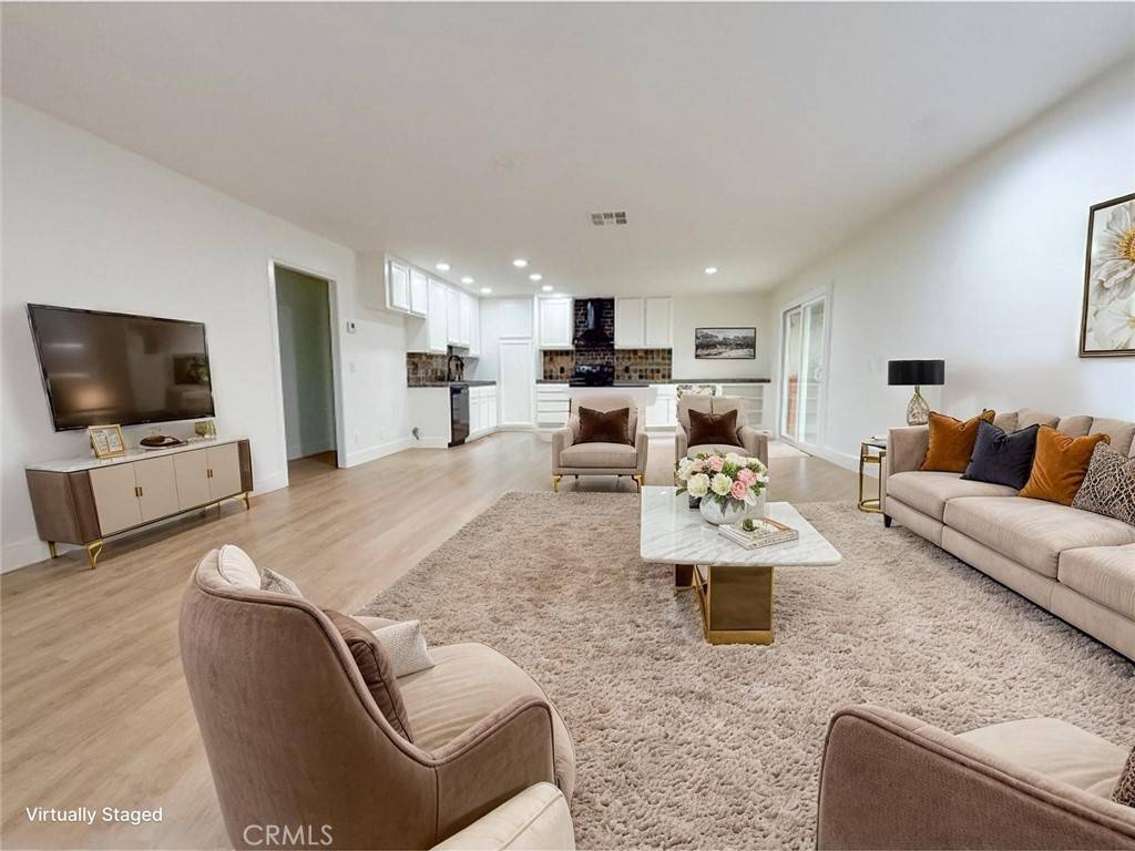 Aliso Viejo, CA 92656,23356 Via San Miguel