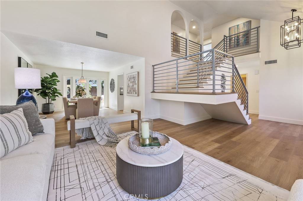Tustin, CA 92780,13621 Fairmont WAY
