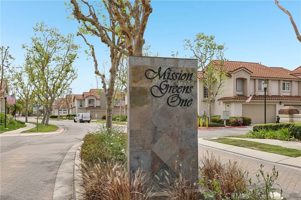 Rancho Santa Margarita, CA 92688,1 Buttercup #42