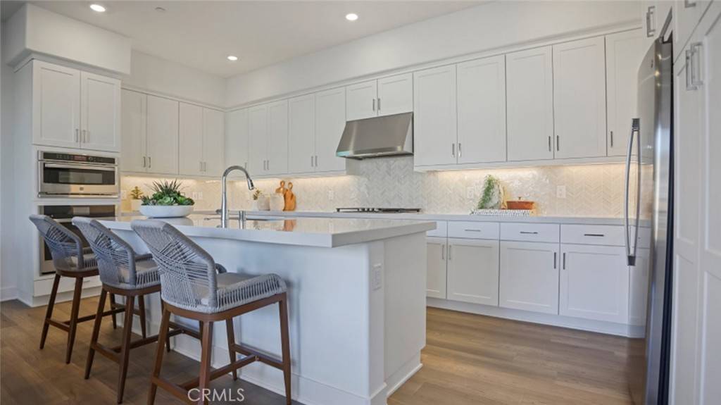 Irvine, CA 92618,175 Billings