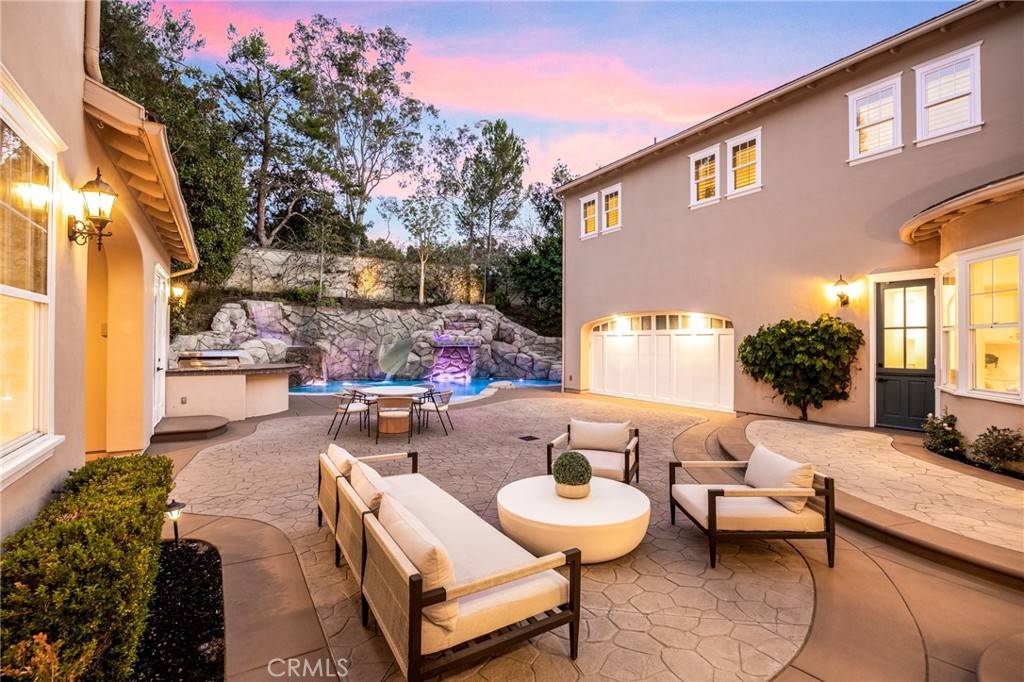 Newport Beach, CA 92660,3 Seabluff