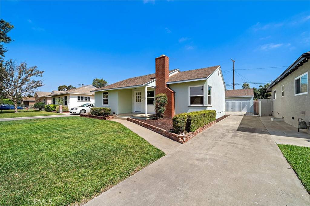 Santa Ana, CA 92701,509 E Camile ST