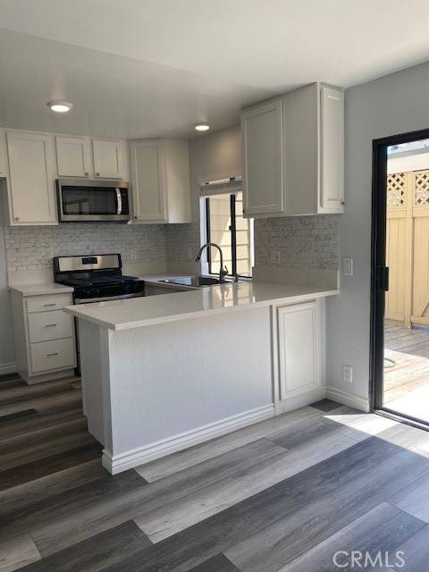 Newport Beach, CA 92663,10 Latitude CT #22