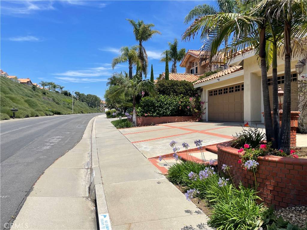 Laguna Niguel, CA 92677,29672 Tamarron
