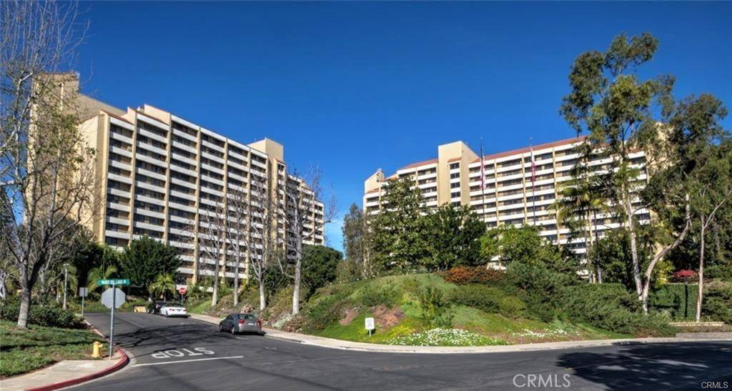 Laguna Woods, CA 92637,24055 Paseo Del Lago #812