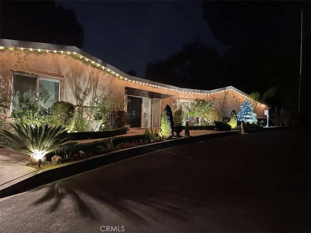 Los Angeles, CA 90049,753 Claymont DR