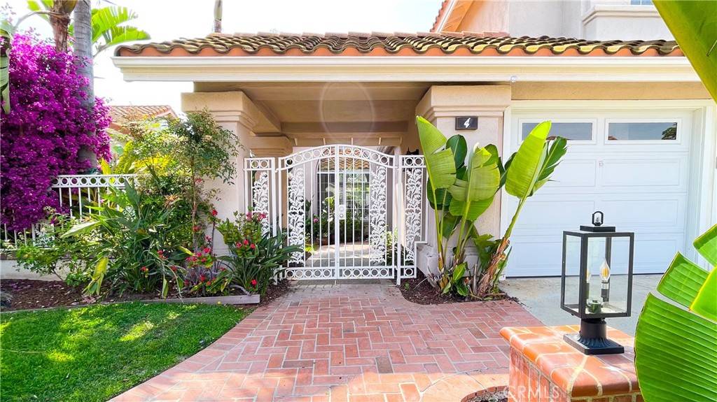 Irvine, CA 92614,4 Salerno