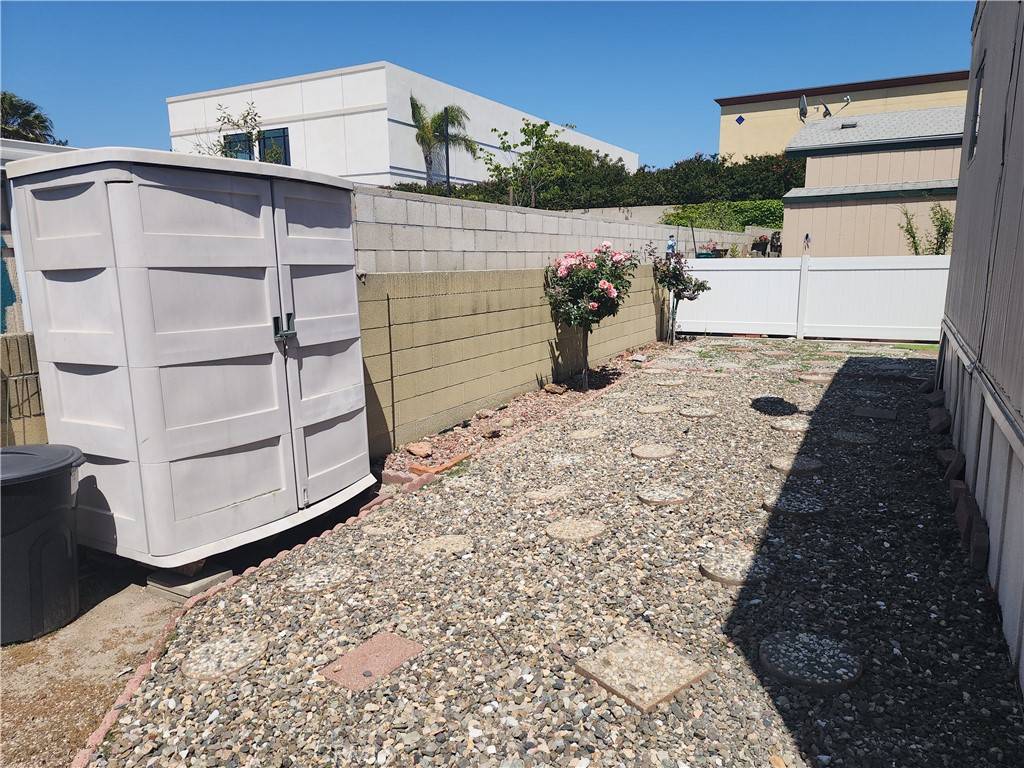 Huntington Beach, CA 92646,19251 Brookhurst #137